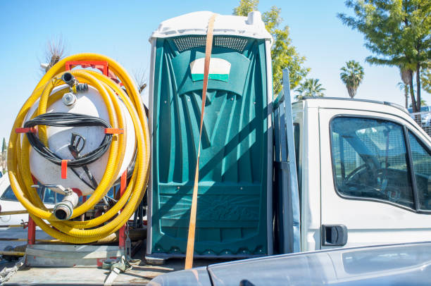 Portable Toilet Options We Offer in Clinton, IL
