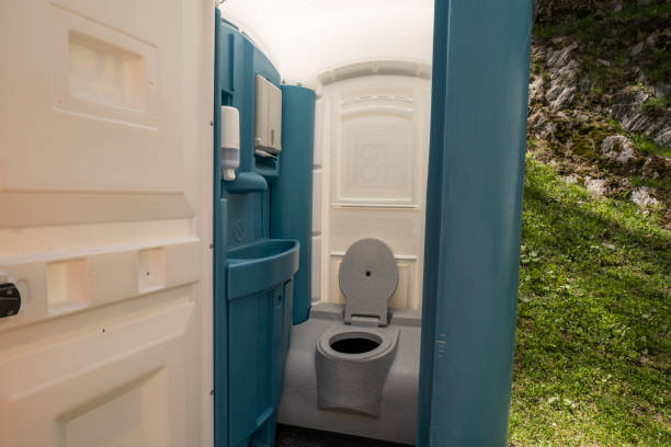 Best Handicap porta potty rental  in Clinton, IL